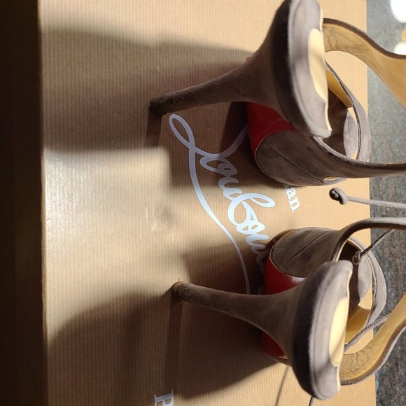 Christian Louboutin Allegra 120 Suede - Picture 4 of 8